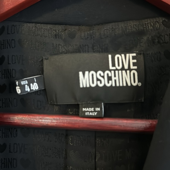 LOVE MOSCHINO
Topstitched cotton-blend blazer - Picture 6 of 11